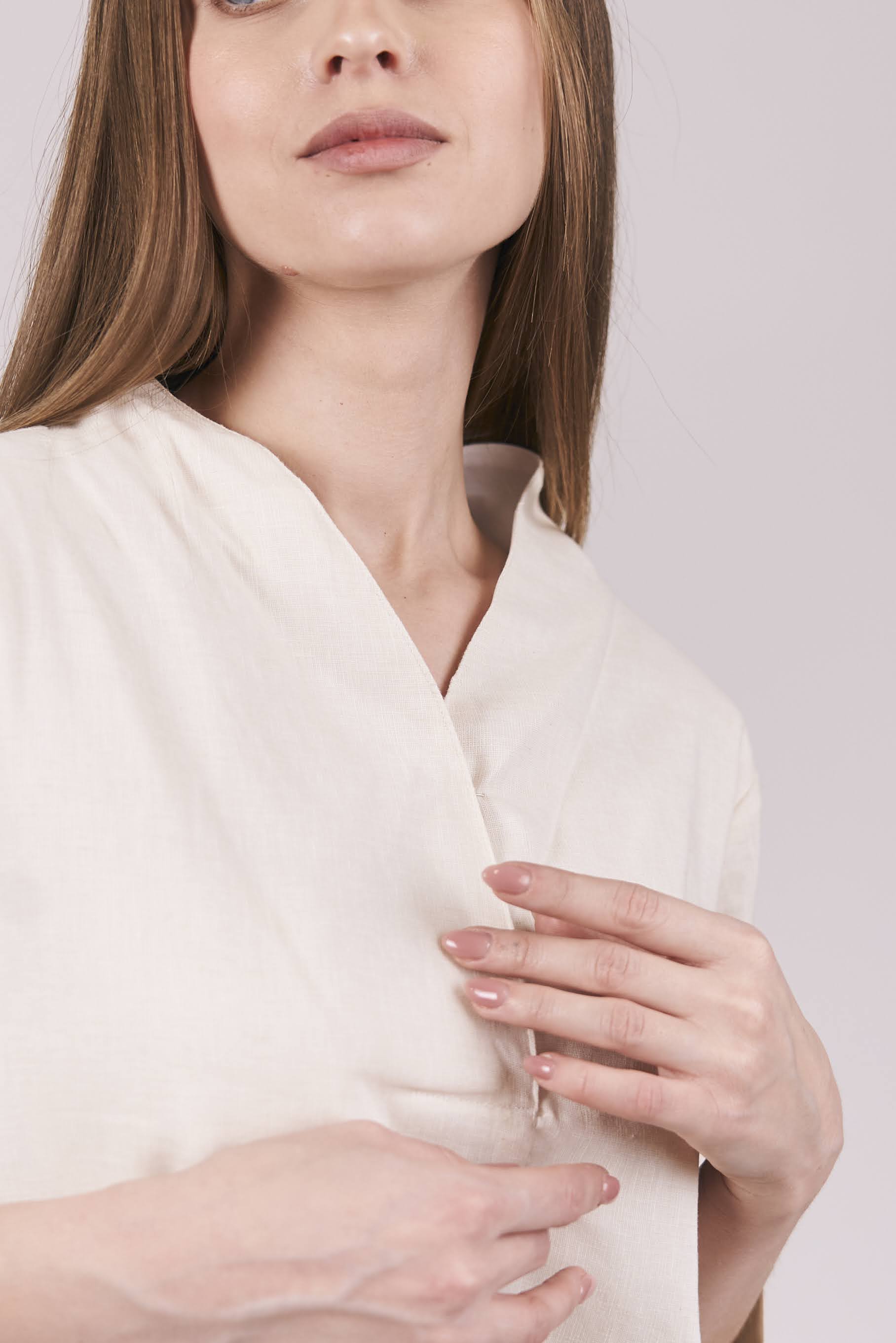 Elegant Cream Cotton Tunic with 3/4 Sleeves