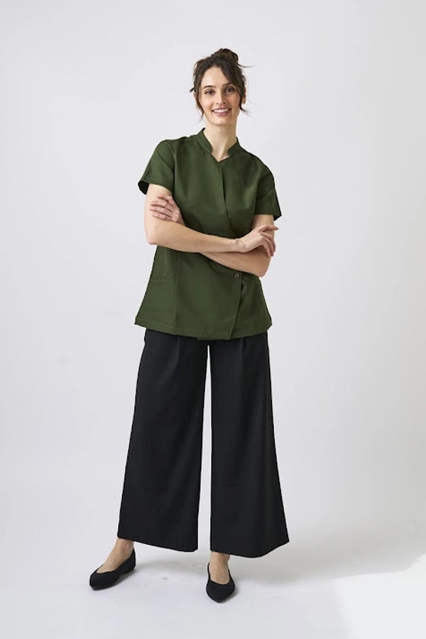 Women’s Wide-Leg Black Pants