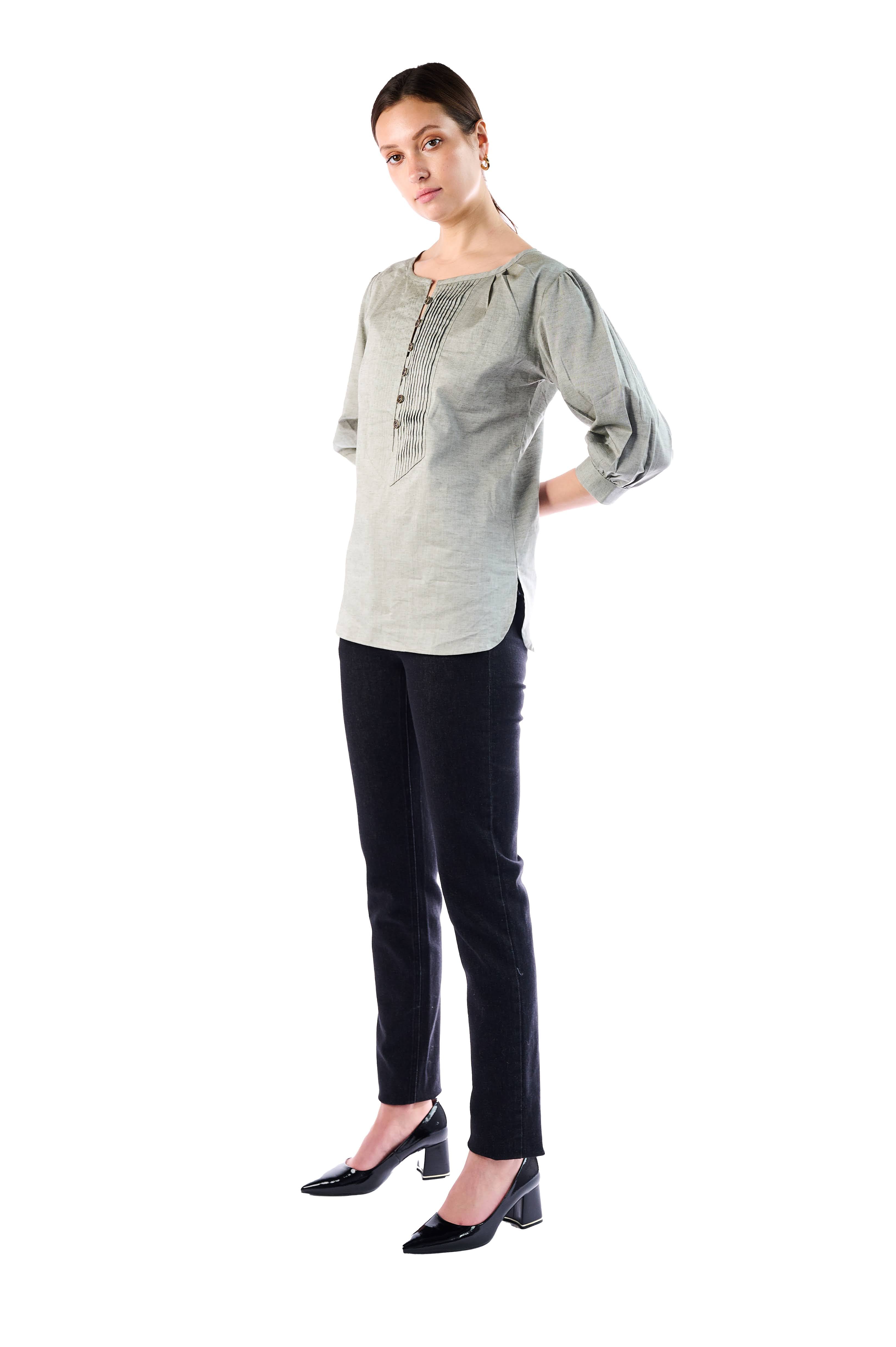 Elegant Pintuck Detail Blouse with 3/4 Sleeves