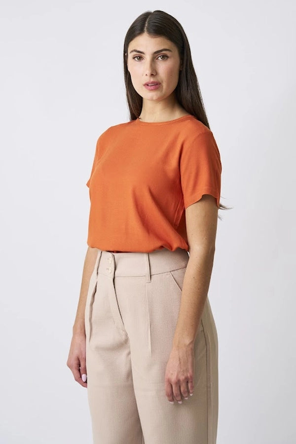 Women’s Basic Crew Neck Top