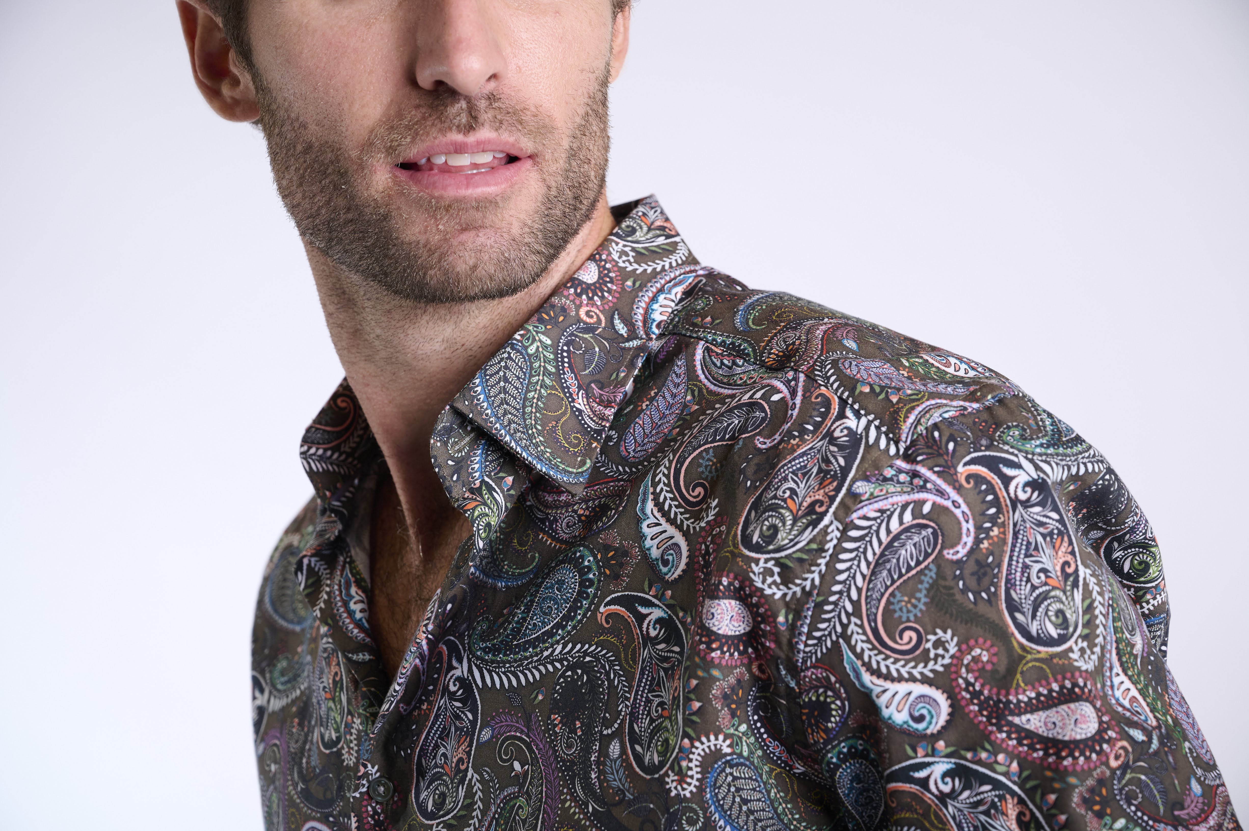 Full sleeve shirt with paisley print