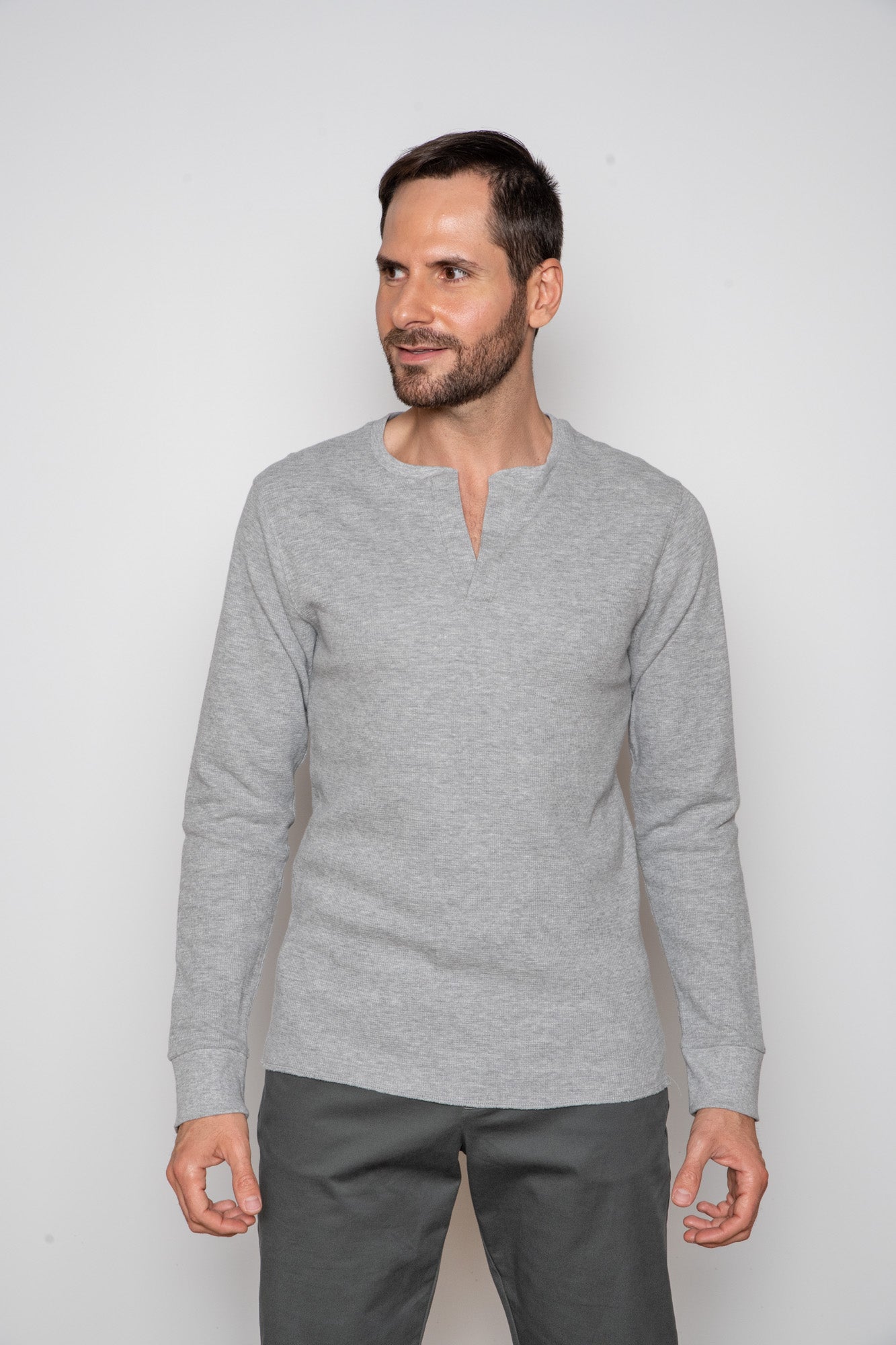 Men's Lightweight Gray  Long-Sleeve Henley